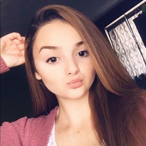 Meet your Posher, Clarice